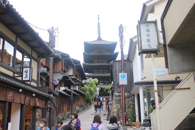 京都二年坂の街並み