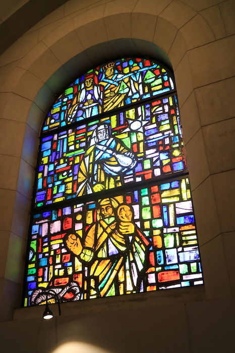 マニラ大聖堂　ステンドグラス