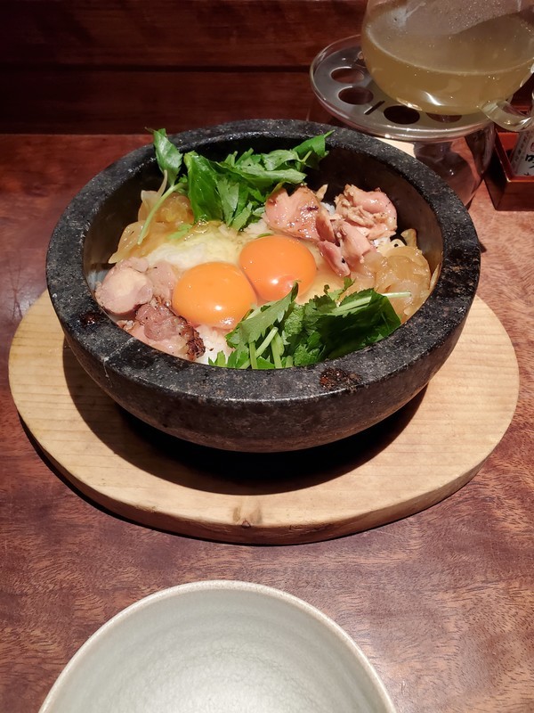 京都 「侘家古暦堂」の名物石焼親子丼