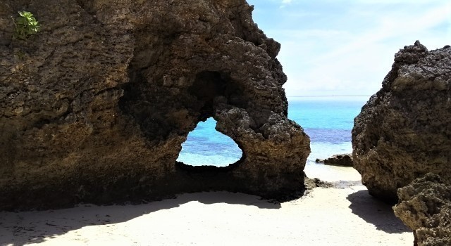 池間島にあるハート岩