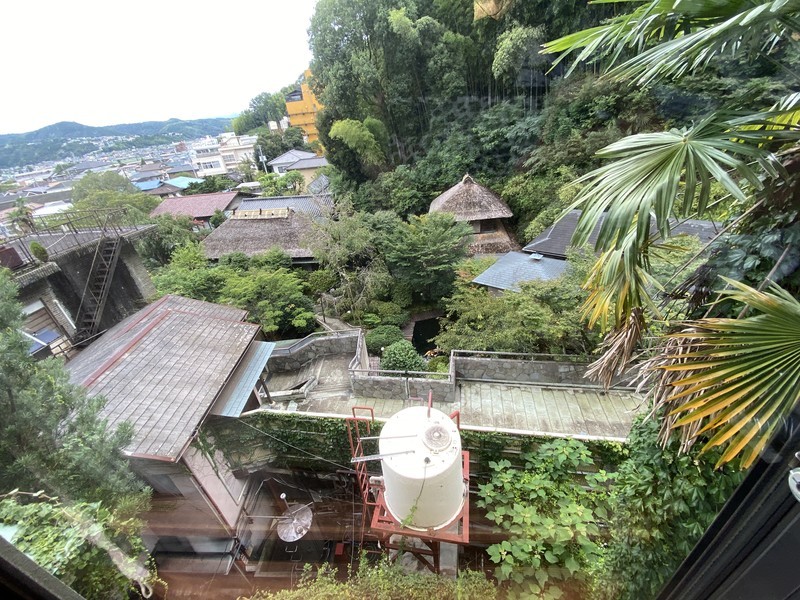 着物で彩られた全館畳敷きの宿　楽山やすだの檜温泉がある広縁付き和室 (和室)の部屋