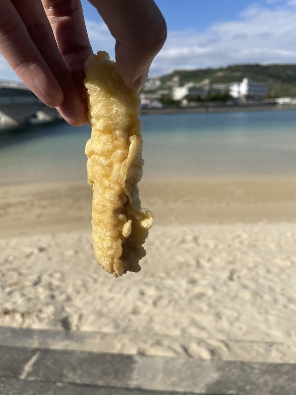 奥武島の天ぷら店その1  中本鮮魚店（なかもとせんぎょてん）