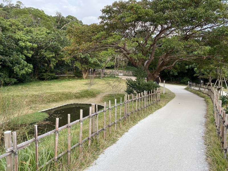 斎場御嶽(せーふぁうたき)を見学してみた